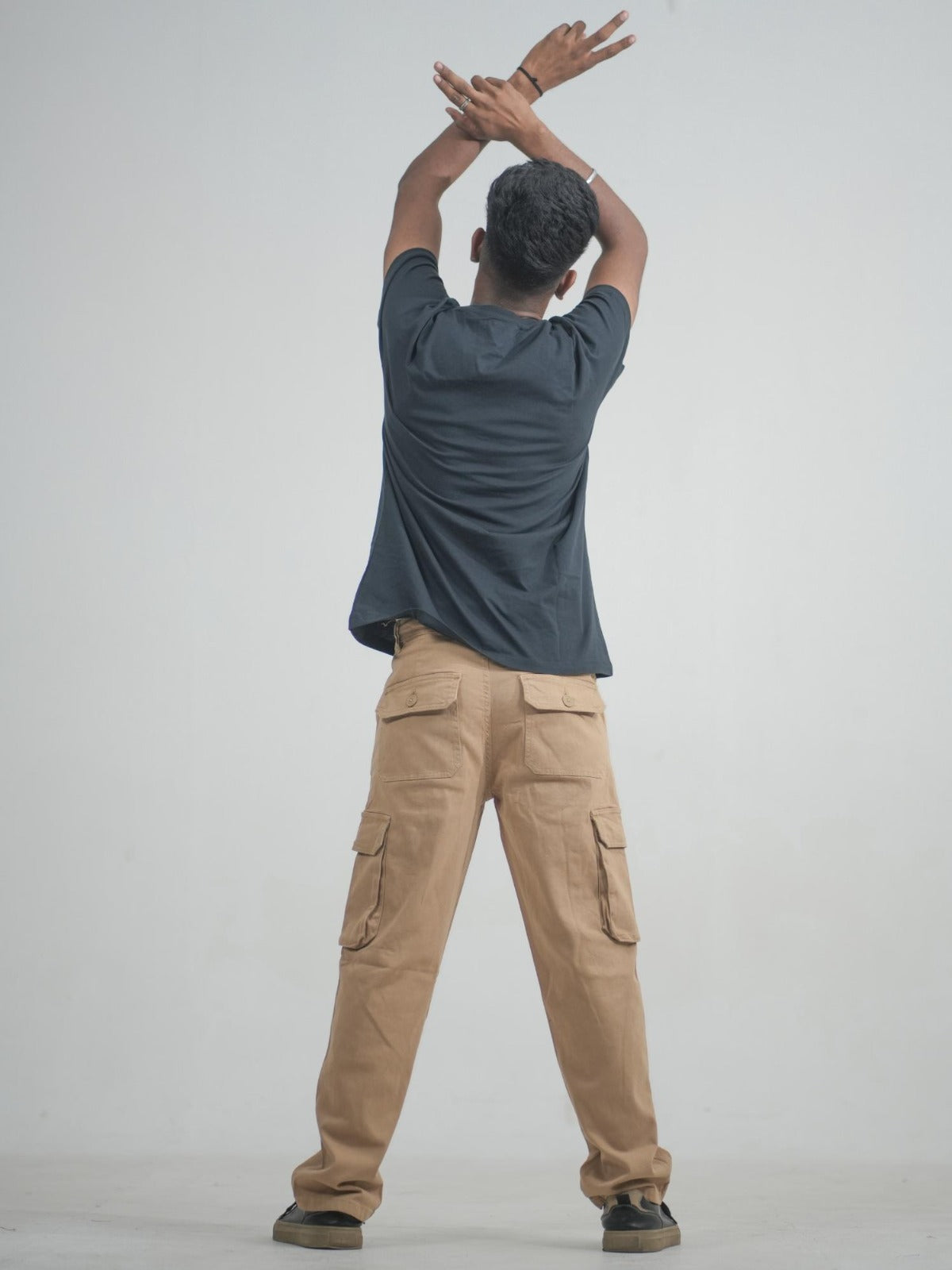 Men Beige Cotton Lycra 6 Pocket Cargo Pants