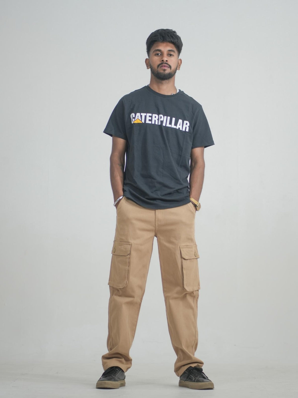 Men Beige Cotton Lycra 6 Pocket Cargo Pants